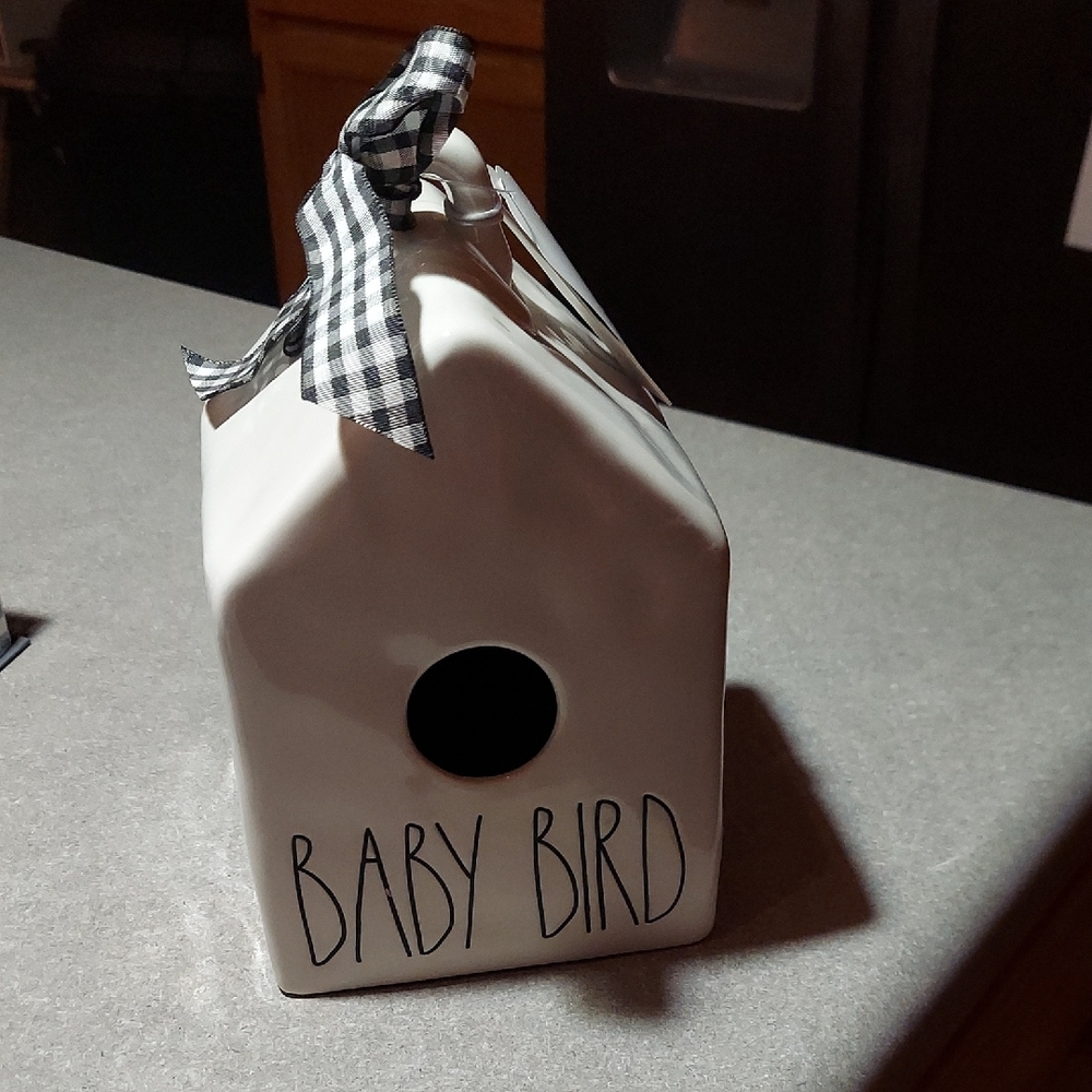 Rae Dunn Baby Bird feeder/house